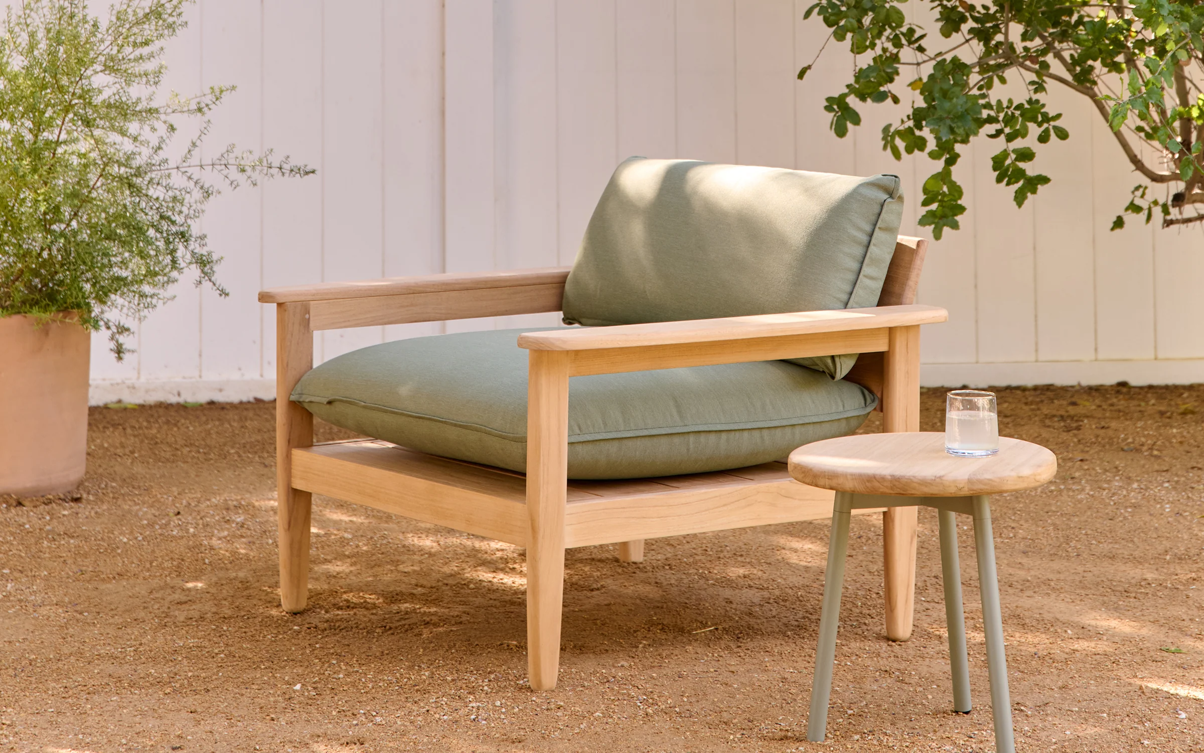 Dunes Teak Lounge Chair