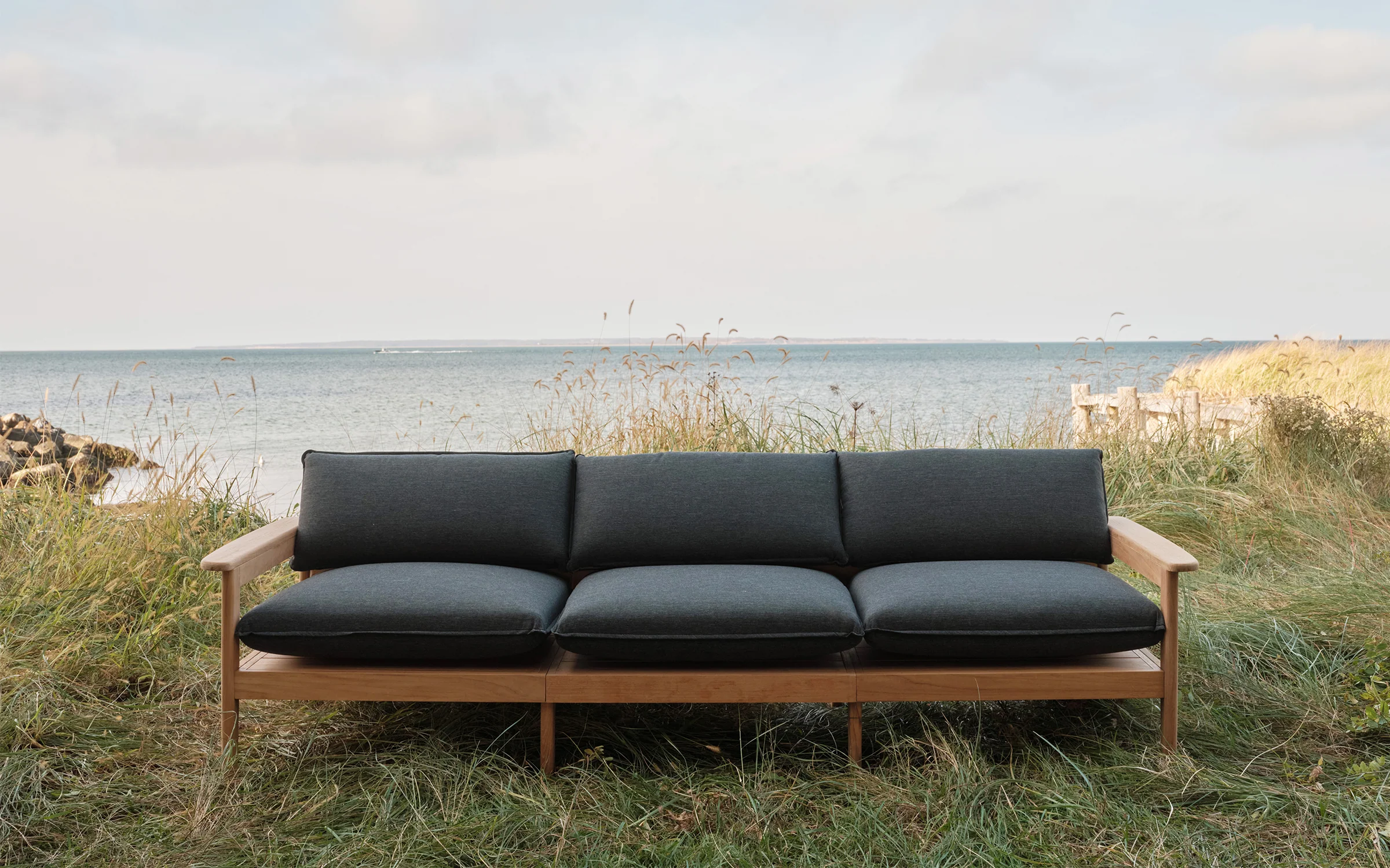 Dunes Teak 3-Seat Sofa 8 Dunes Teak 3-Seat Sofa