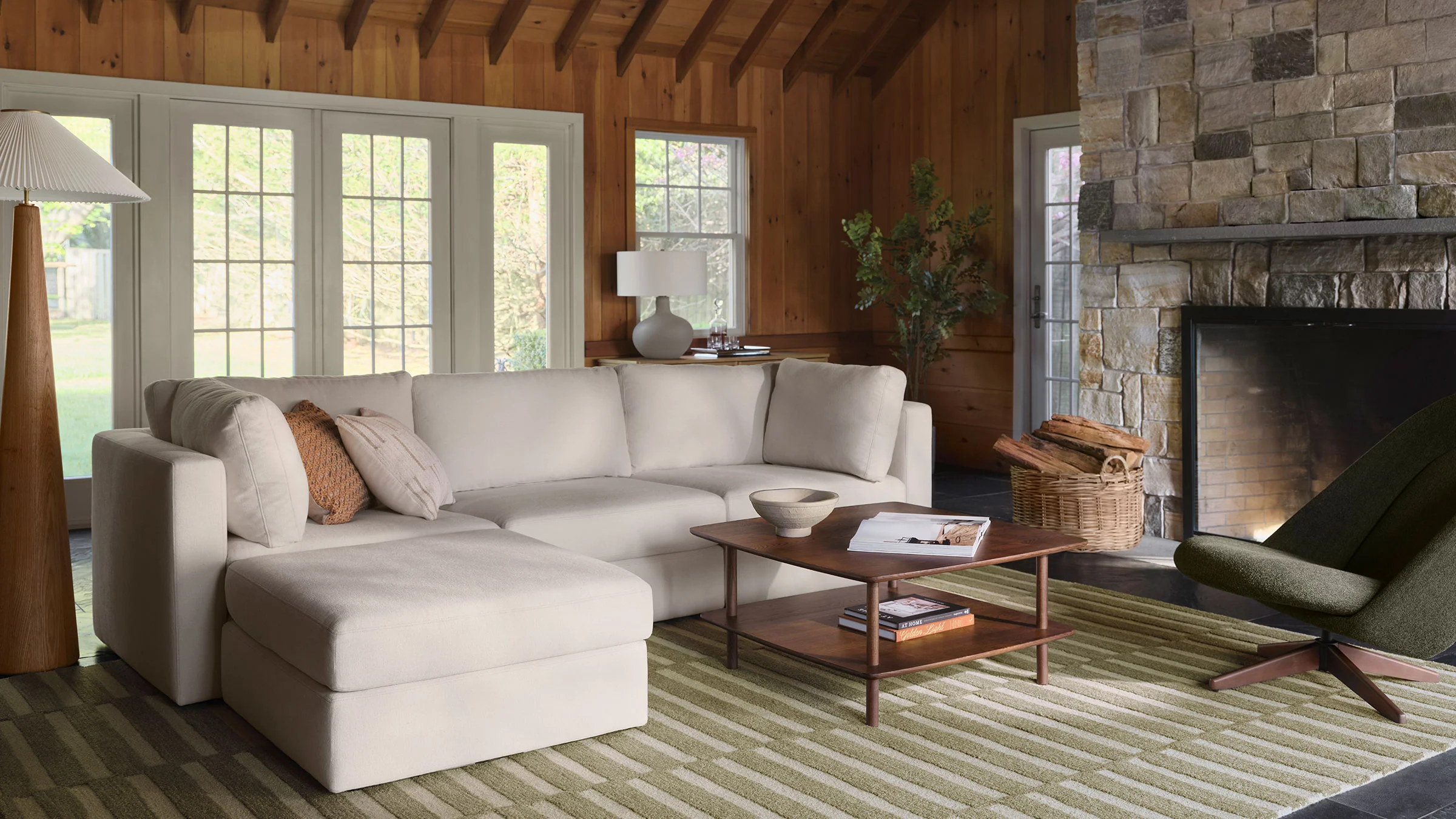 Union Pro 108" Reversible Chaise Sectional 4 Union Pro 108\" Reversible Chaise Sectional