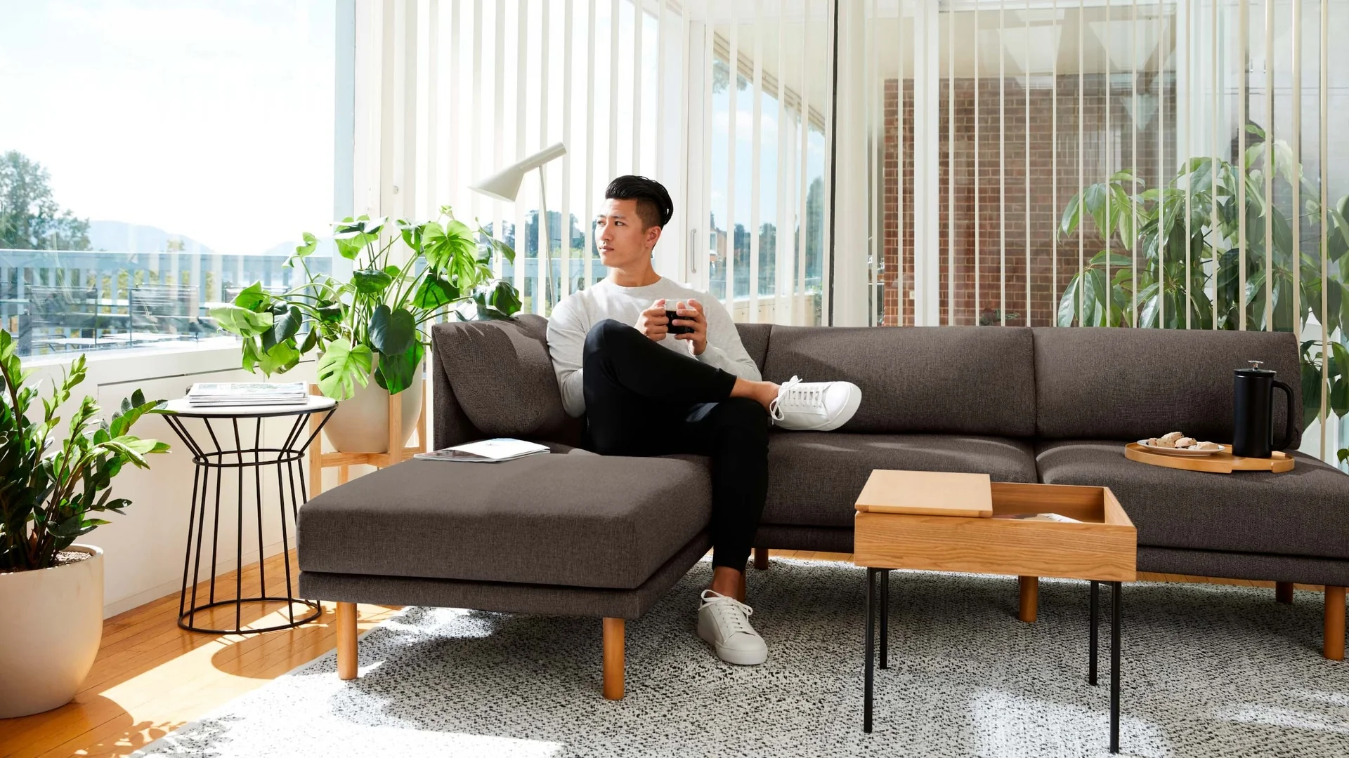 Range 8-Piece Open U Sectional Double Lounger