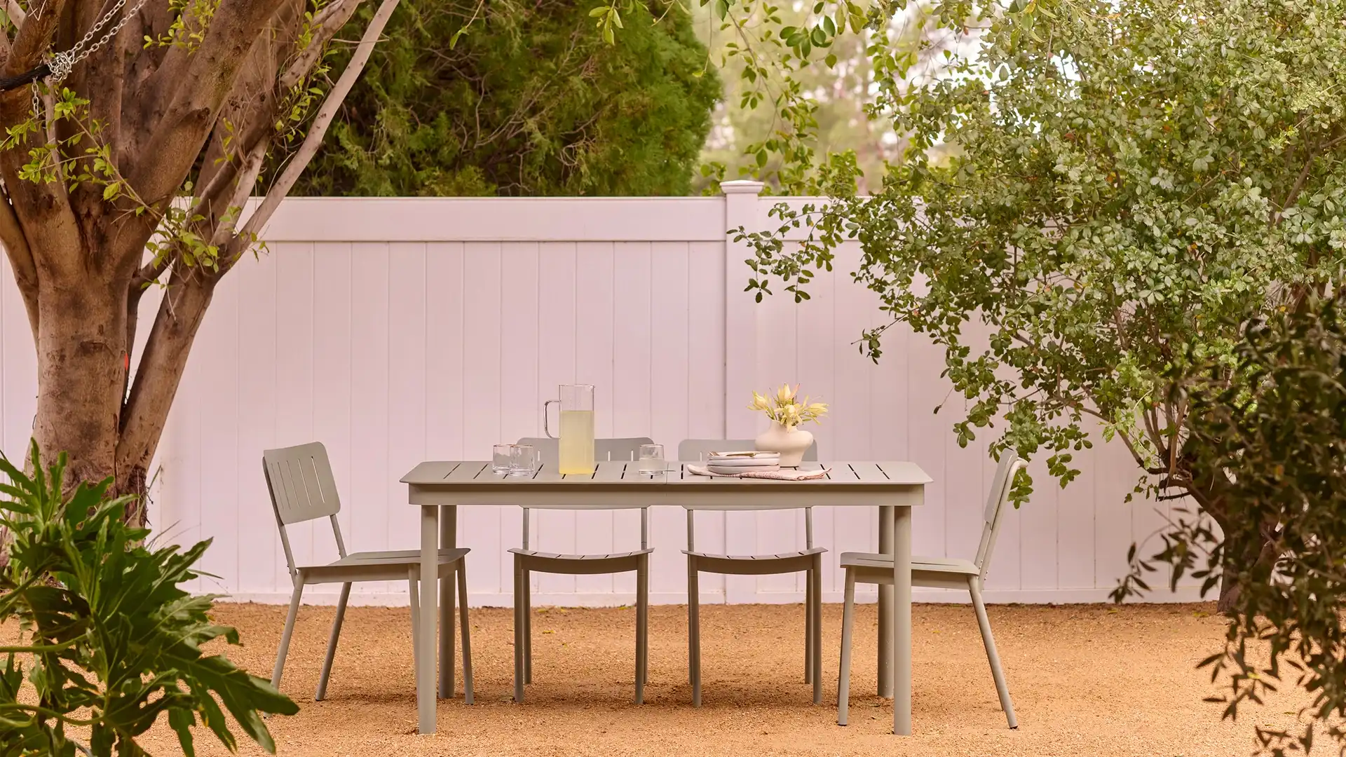 Relay Outdoor Dining Table & Chairs Set