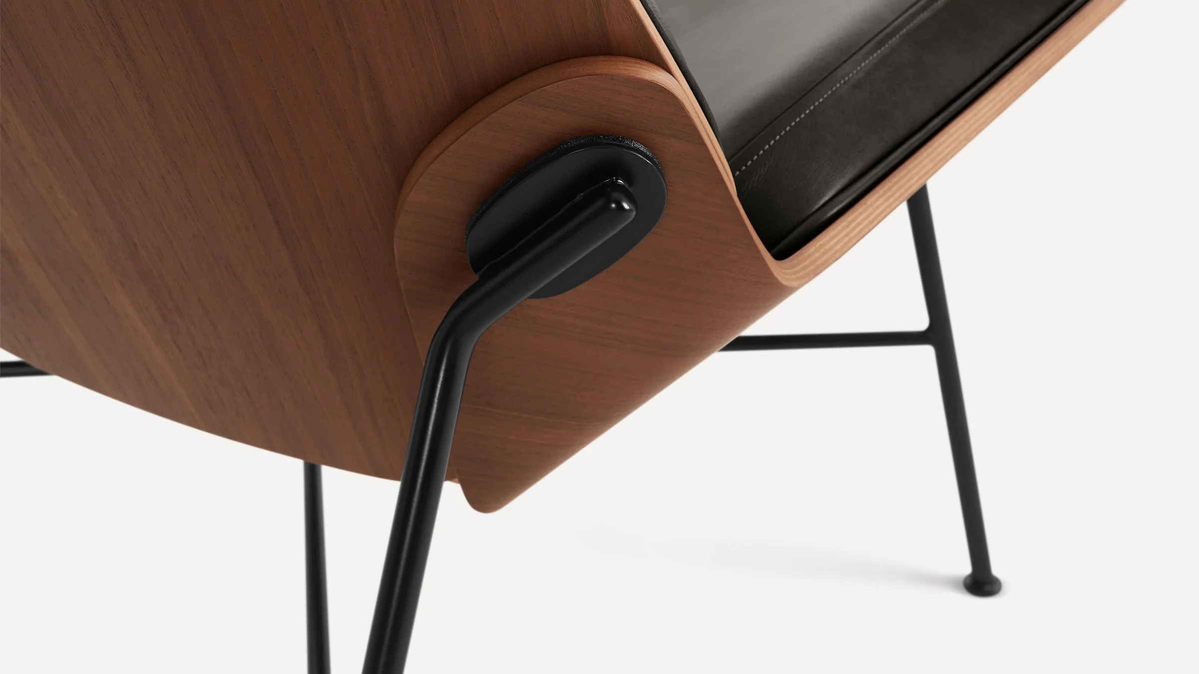 Vesper Leather Lounge Chair