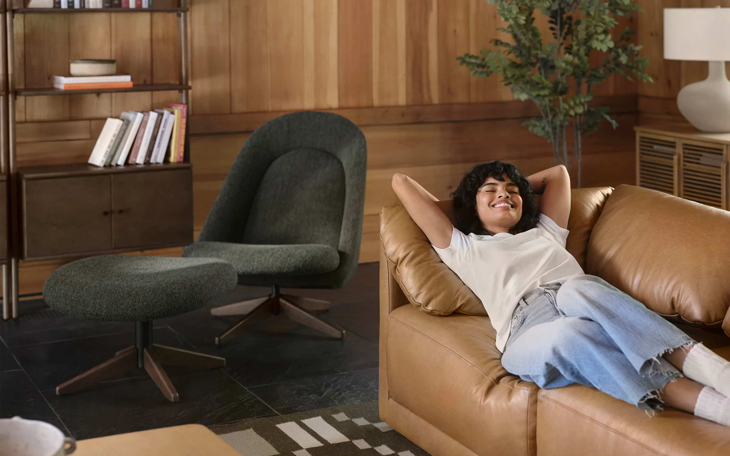 Airmail Chair with Ottoman 4 Airmail Chair with Ottoman