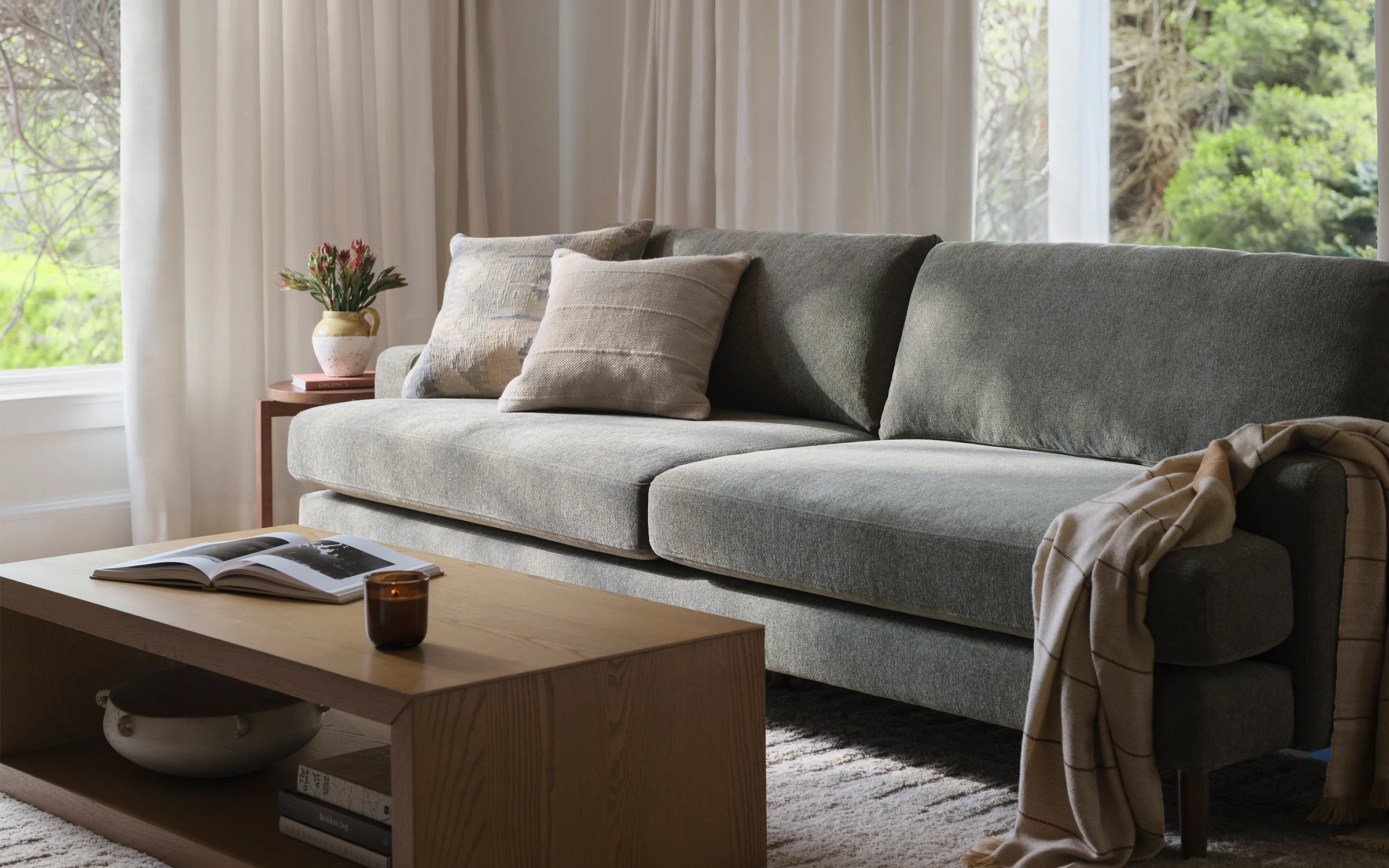 Ember Pro 2-Seat Sofa (80\")