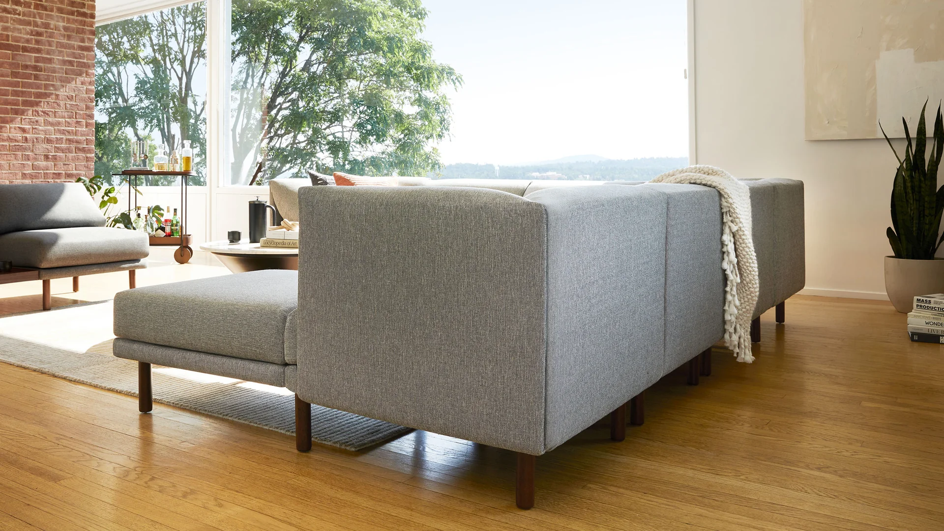 Range 2-Piece Lounger 6 Range 2-Piece Lounger